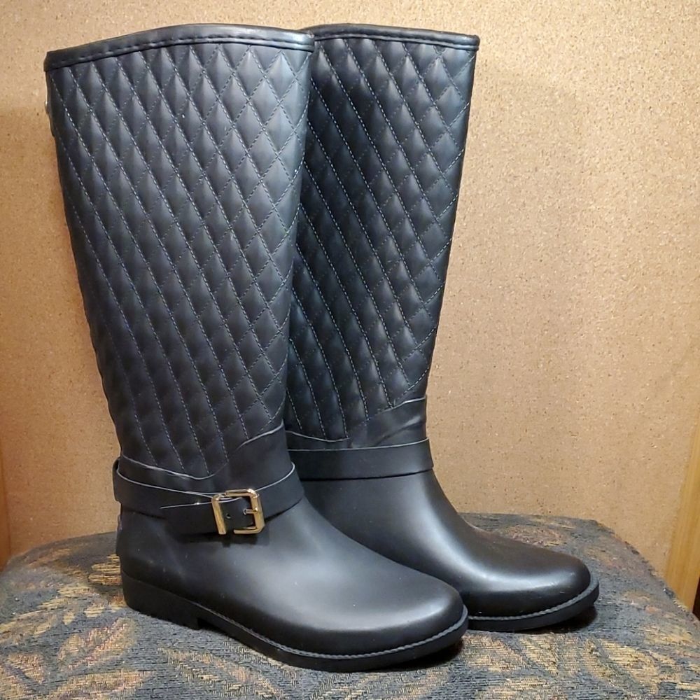 Guess Trendy Black Rain Boots Quilted